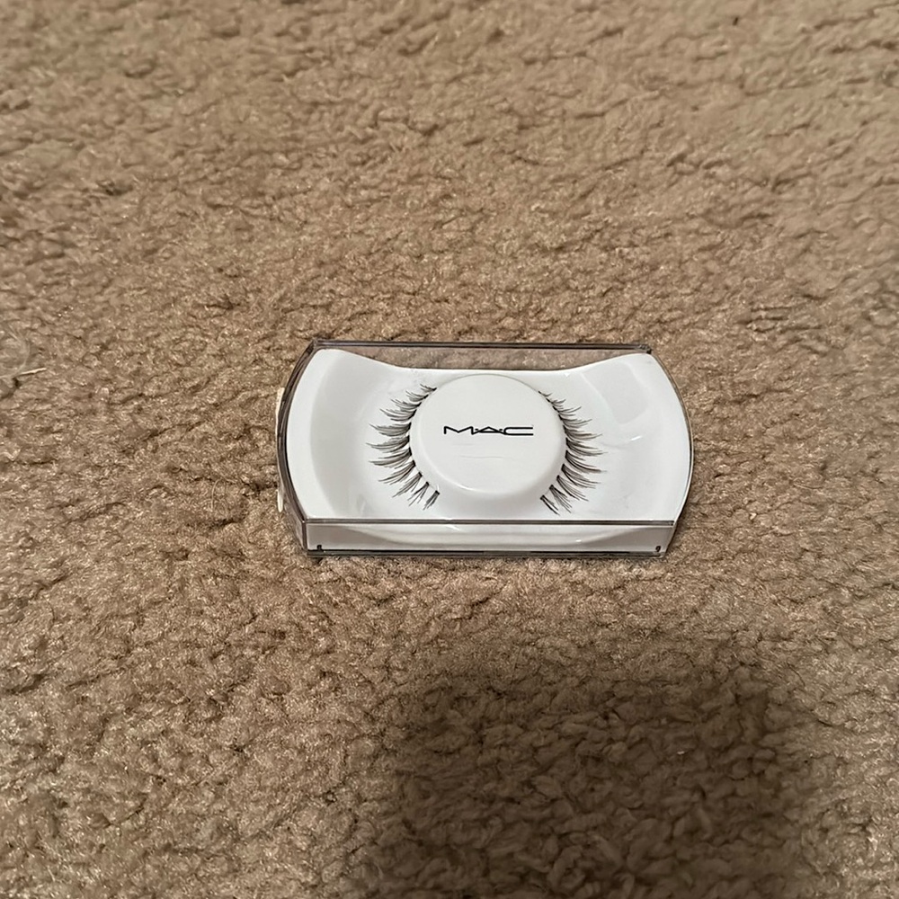 MAC Lashes
